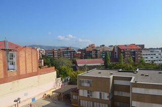 Ático en venta en La Prosperitat en Barcelona