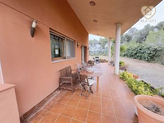 Chalet en venta en Vallirana