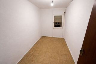 Piso en venta en Riu en Santa Coloma de Gramanet