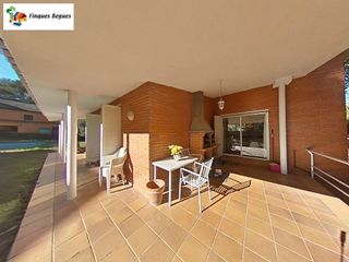 Chalet en venta en Begues