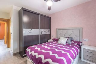 Piso en venta en Almanjáyar en Granada