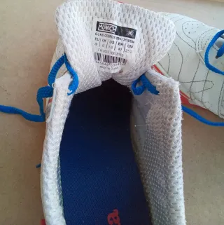 Zapatillas Fútbol Sala tallas distintas