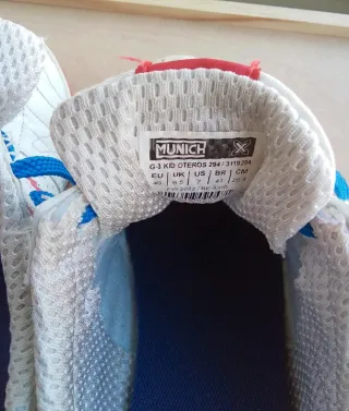 Zapatillas Fútbol Sala tallas distintas