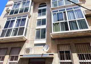 Piso en venta en Los Molinos - Villa Blanca en Almería