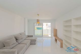 Piso en venta en Playa Bajadilla - Puertos en Marbella