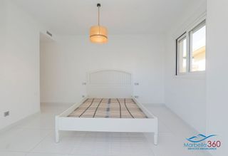 Piso en venta en Playa Bajadilla - Puertos en Marbella