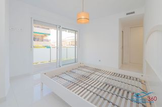 Piso en venta en Playa Bajadilla - Puertos en Marbella