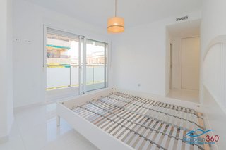 Piso en venta en Playa Bajadilla - Puertos en Marbella