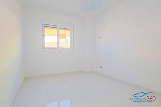 Piso en venta en Playa Bajadilla - Puertos en Marbella