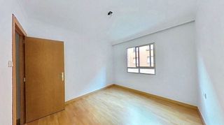 Piso en venta en Torrefiel en Valencia