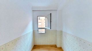 Piso en venta en Torrefiel en Valencia