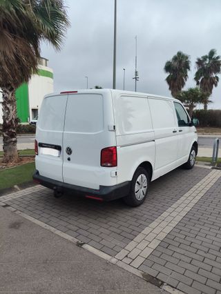 Volkswagen Transporter T6 2021 DSG7 Automática 150