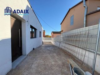 Chalet en venta en Centro en Roda de Barà