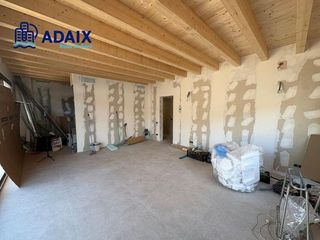 Chalet en venta en Centro en Roda de Barà