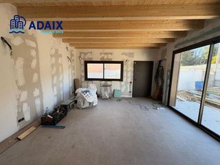 Chalet en venta en Centro en Roda de Barà