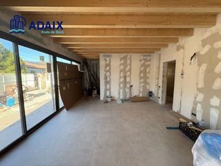 Chalet en venta en Centro en Roda de Barà