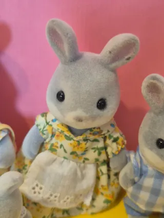 Famiglia Sylvanian conigli grigi