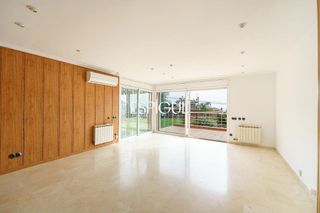 Casa adosada en alquiler en Teià