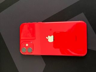 iPhone 11 Rojo