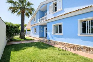 Chalet en venta en Montepilar en Eliana (l´)