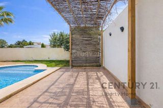 Chalet en venta en Montepilar en Eliana (l´)