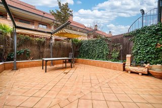 Casa adosada en venta en El Pilar - Bripac en Alcalá de Henares