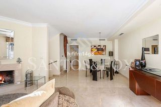 Casa en venta en Los Naranjos - Las Brisas en Marbella