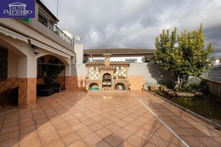 Casa pareada en venta en Zubia (La)