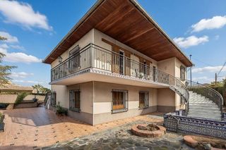 Chalet en venta en Gójar