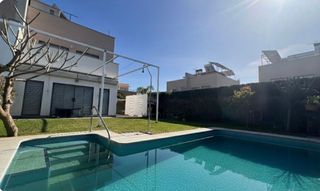 Casa pareada en venta en Bollullos de la Mitación