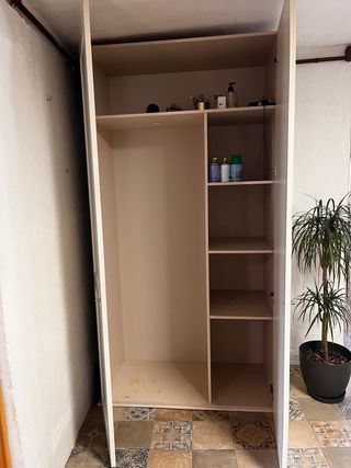 Armario de dormitorio blanco