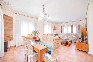 Casa adosada en venta en Las Aves en Aranjuez