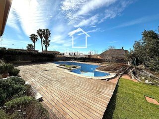 Chalet en venta en Palau-solità i Plegamans