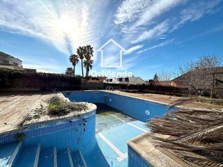 Chalet en venta en Palau-solità i Plegamans