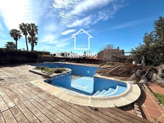 Chalet en venta en Palau-solità i Plegamans