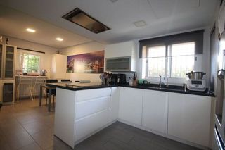 Casa pareada en venta en Calahonda en Mijas