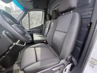 Mercedes-Benz eSprinter 2023