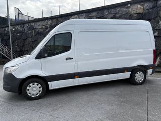 Mercedes-Benz eSprinter 2023
