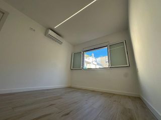 Piso en venta en Les Planes en Hospitalet de Llobregat, L´