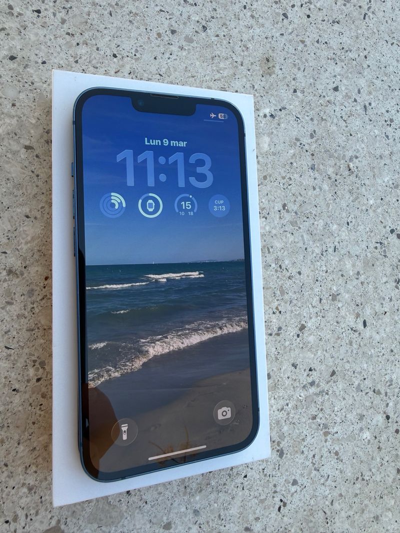 iPhone 13 Azul 128GB - Muy buen estado