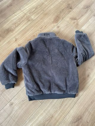 Chaqueta Bershka gris