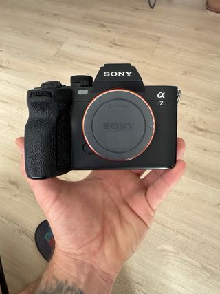 Sony Alpha 7 IV cámara