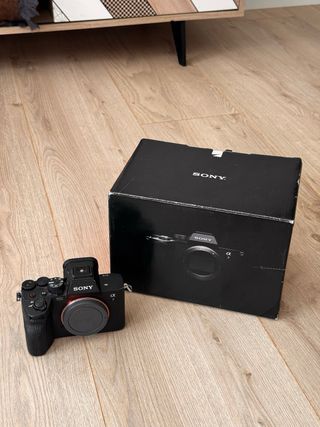 Sony Alpha 7 IV cámara