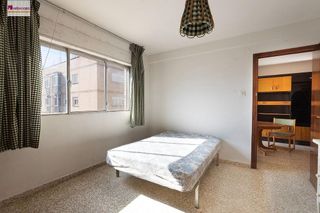 Piso en venta en Polígono Cartuja – La Paz en Granada