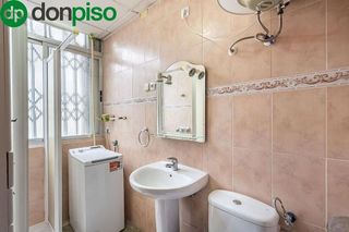 Piso en venta en Camino de Ronda - Rosaleda en Granada