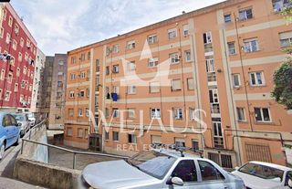 Piso en venta en Numancia - San Fernando en Santander