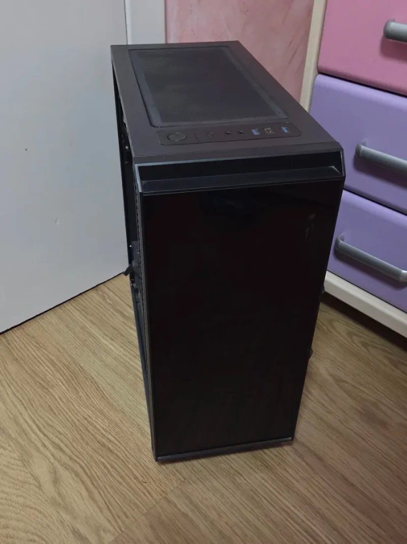 PC Gaming GTX 1650 4GB VRAM, 16GB RAM