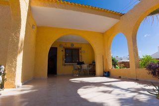 Casa en venta en La Siesta - El Salado - Torreta en Torrevieja