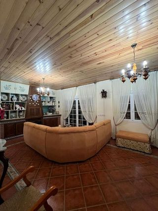 Chalet en venta en Palomares del Río