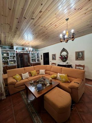 Chalet en venta en Palomares del Río